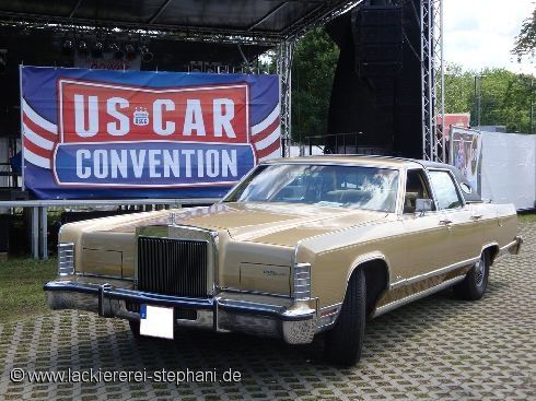 Ganzlackierung Ford Lincoln in Jubilee Gold